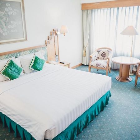 Hotel Sahid Jaya Lippo Cikarang Eksteriør billede
